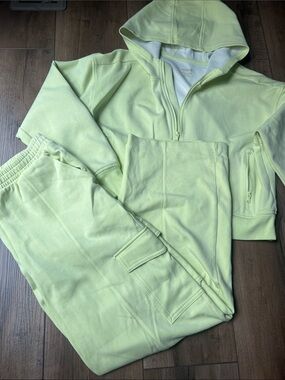 Old Navy Light Lime Green Kids Matching Hoodie & Joggers Set